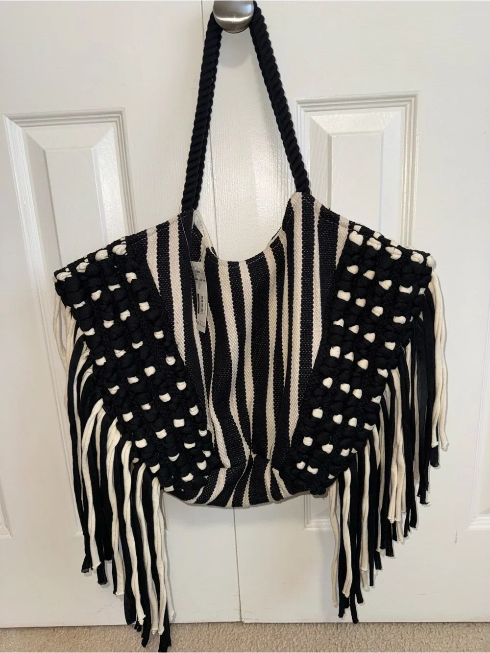 NWT- no boundaries ,Striped Fringe Tote Bag - Black & Cream w/ 2 inside pockets.